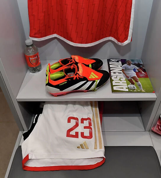 Arsenal's Alessia Russo Unveils New Adidas Boots Ahead of Arsenal Women vs Everton Women Match