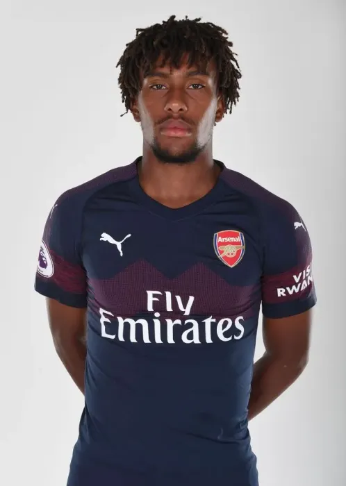 Framed Print : Arsenal's Alex Iwobi at 2018 / 19 First Team Photo Call Framed Print : Arsenal's Alex Iwobi at 2018 / 19 First Team Photo Call