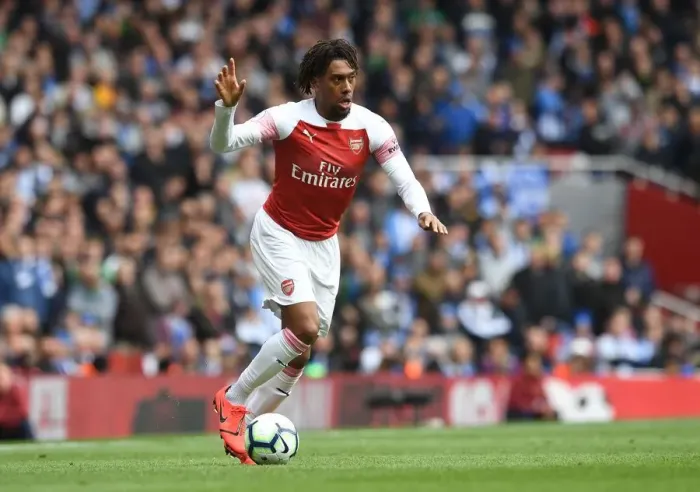 Framed Print : Arsenal's Alex Iwobi in Action Against Brighton & Hove Albion, Premier League 2018-19