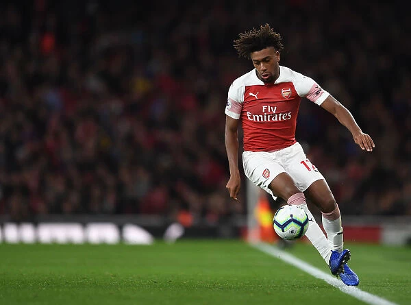 Arsenal's Alex Iwobi in Action against Leicester City - Premier League 2018-19