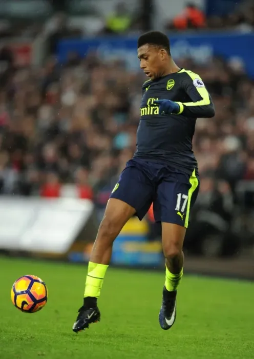 Framed Print : Arsenal's Alex Iwobi in Action against Swansea City (2016-17)