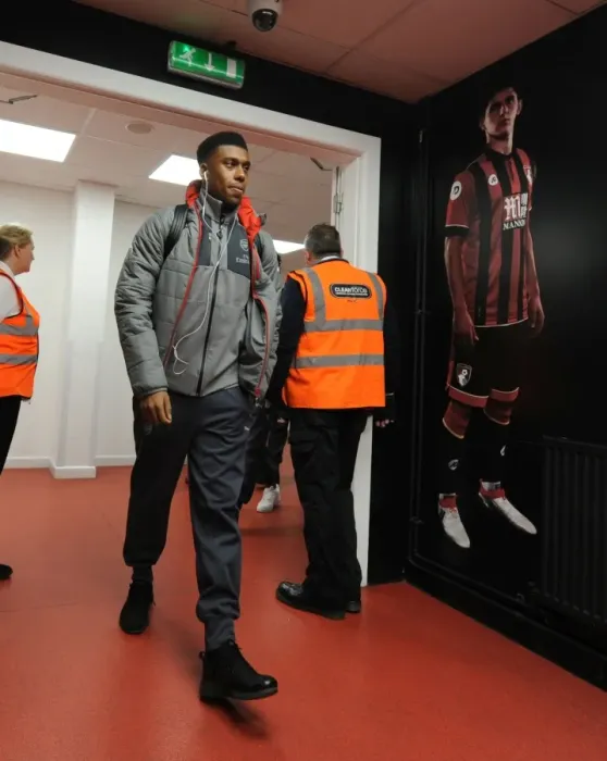 Framed Print : Arsenal's Alex Iwobi Arrives at Vitality Stadium Ahead of AFC Bournemouth Clash (Premier League 2016-17) Framed Print : Arsenal's Alex Iwobi Arrives at Vitality Stadium Ahead of AFC Bournemouth Clash (Premier League 2016-17)