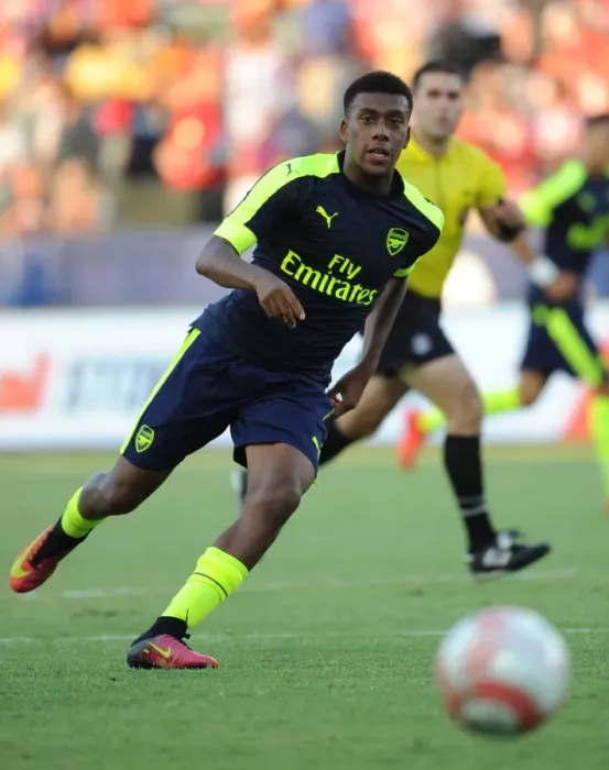 Framed Print : Arsenal's Alex Iwobi in Pre-Season Action: Arsenal vs Chivas, Carson, California, 2016 Framed Print : Arsenal's Alex Iwobi in Pre-Season Action: Arsenal vs Chivas, Carson, California, 2016