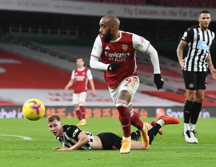 Framed Print : Arsenal's Alex Lacazette in Action: Premier League 2020-21 - Behind Closed Doors