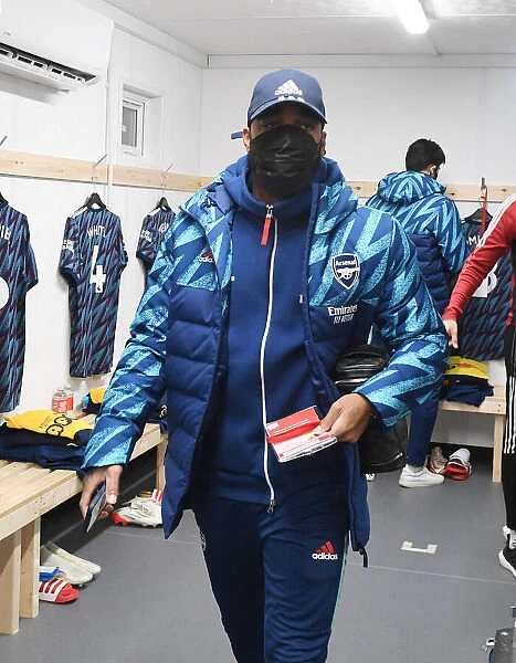 Arsenal's Alex Lacazette in the Changing Room Before Leeds United Clash (Premier League 2021-22)