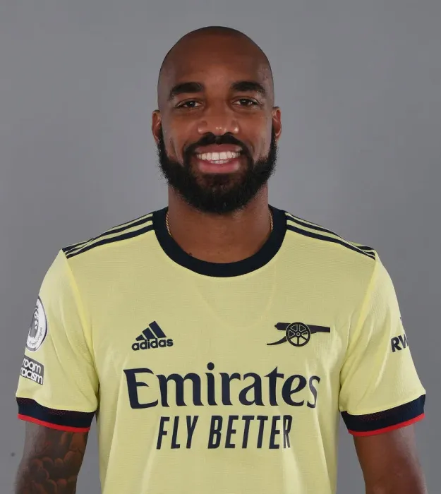 Framed Print : Arsenal's Alex Lacazette Kick-Starts 2021-22 Season at London Colney Training Ground