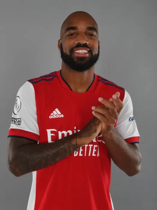 Framed Print : Arsenal's Alex Lacazette Kicks Off 2021-22 Season at London Colney Training Ground Framed Print : Arsenal's Alex Lacazette Kicks Off 2021-22 Season at London Colney Training Ground