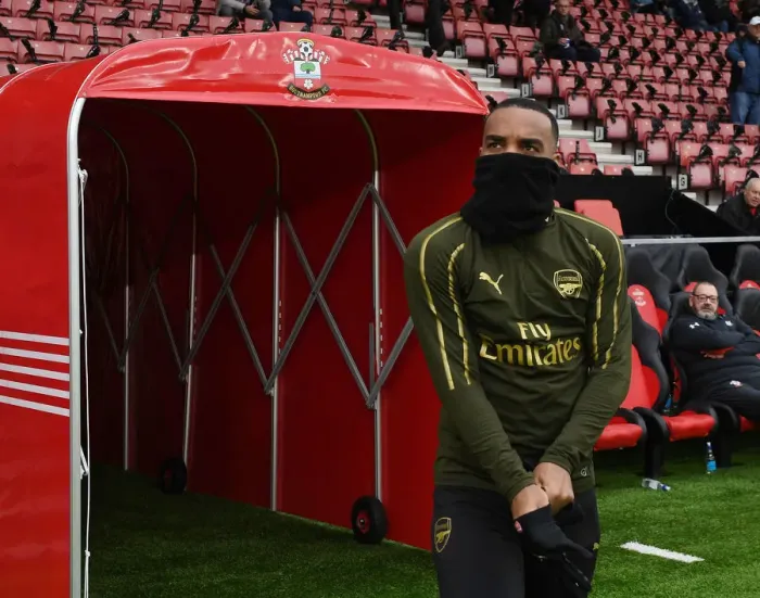 Framed Print : Arsenal's Alex Lacazette Prepares for Southampton Clash in Premier League