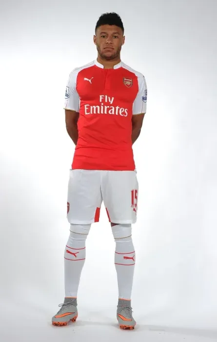 Framed Print : Arsenal's Alex Oxlade-Chamberlain at 2015-16 Team Photoshoot