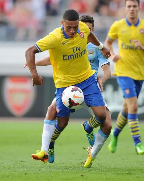 Framed Print : Arsenal's Alex Oxlade-Chamberlain vs Manchester City's Jesus Navas - Pre-Season Clash in Helsinki, 2013
