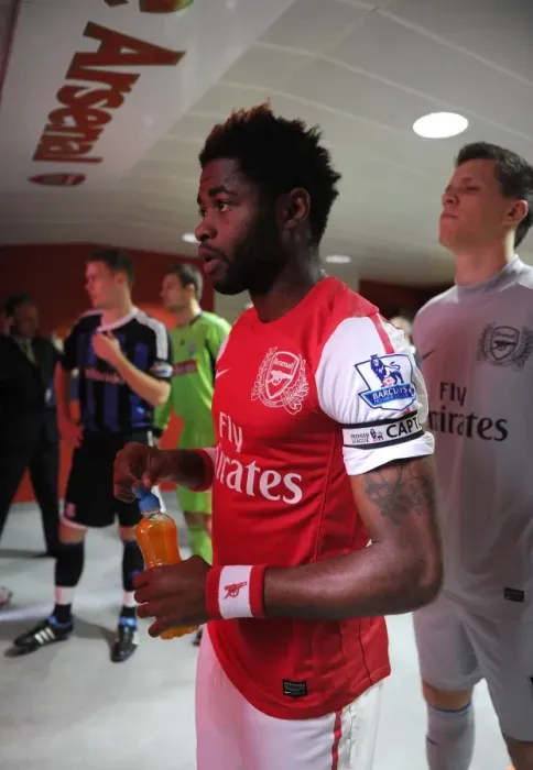 Framed Print : Arsenal's Alex Song Scores in 3-1 Victory over Stoke City in the Premier League, Emirates Stadium, October 2011