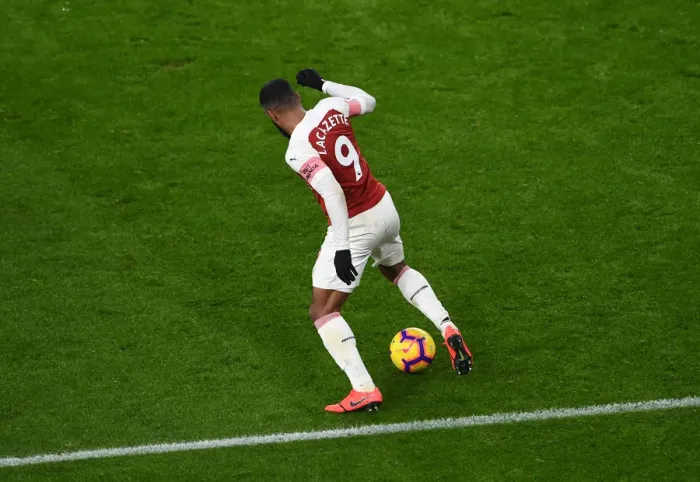 Framed Print : Arsenal's Alexandre Lacazette in Action Against Cardiff City (Premier League 2018-19) Framed Print : Arsenal's Alexandre Lacazette in Action Against Cardiff City (Premier League 2018-19)