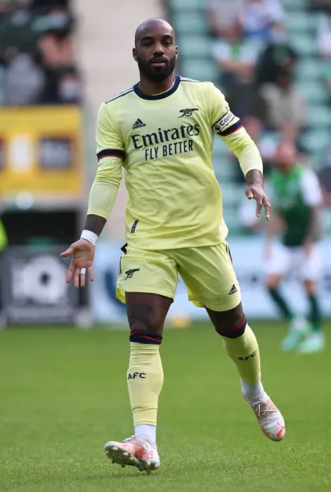 Framed Print : Arsenal's Alexandre Lacazette in Action during Hibernian Friendly