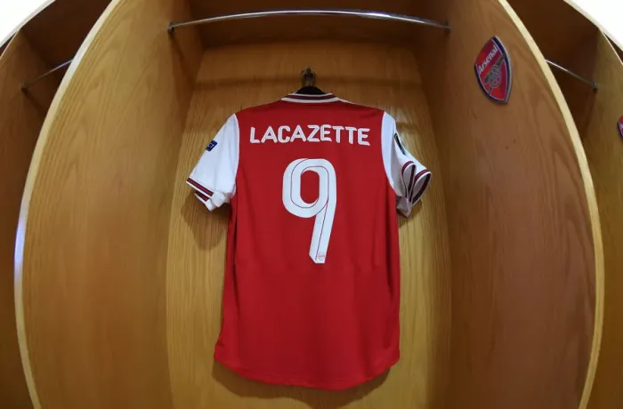 Framed Print : Arsenal's Alexandre Lacazette Prepares for Arsenal FC vs Olympiacos FC - UEFA Europa League Round of 32 (2019-20)