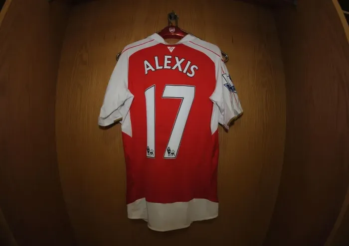 Framed Print : Arsenal's Alexis Sanchez in the Changing Room Before Arsenal vs Everton, Premier League 2015 / 16