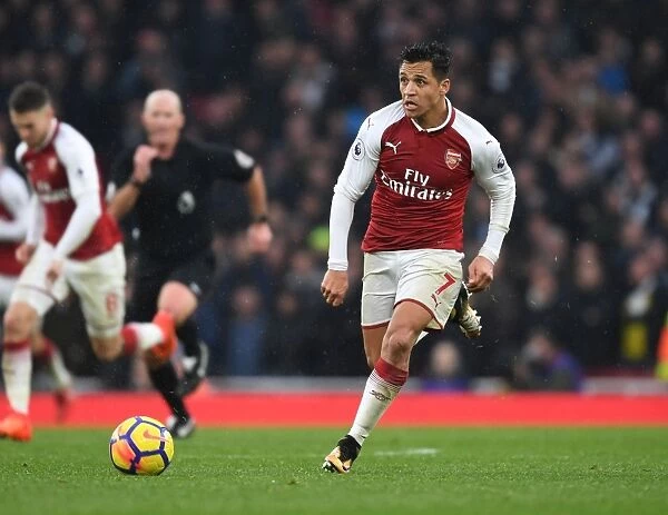 Arsenal's Alexis Sanchez Faces Off Against Tottenhotspur in Premier League Clash