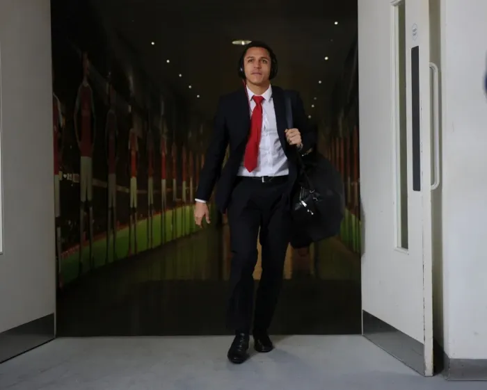 Framed Print : Arsenal's Alexis Sanchez: Gearing Up for FA Cup Sixth Round Clash Against Watford Framed Print : Arsenal's Alexis Sanchez: Gearing Up for FA Cup Sixth Round Clash Against Watford