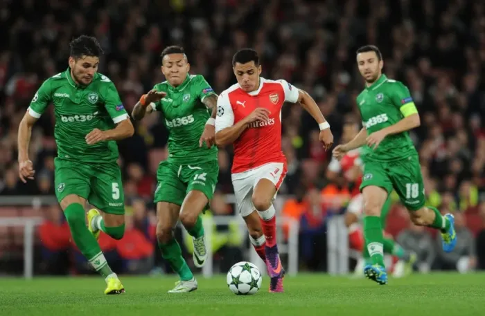 Framed Print : Arsenal's Alexis Sanchez Goes Head-to-Head with Ludogorets in Champions League Showdown