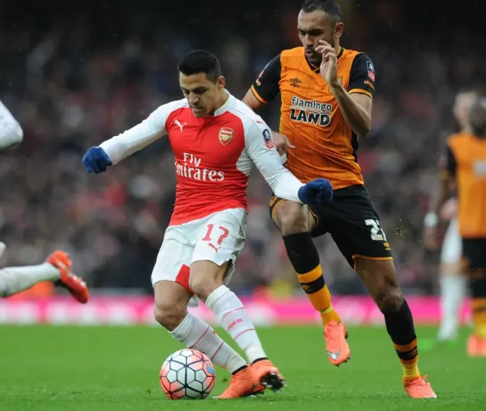 Framed Print : Arsenal's Alexis Sanchez Outruns Hull Defender in FA Cup Showdown
