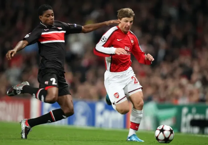 Framed Print : Arsenal's Andrey Arshavin Scores Twice Against AZ Alkmaar's Kew Jaliens: 4-1 Victory in UEFA Champions League Group H at Emirates Stadium (November 4, 2009)