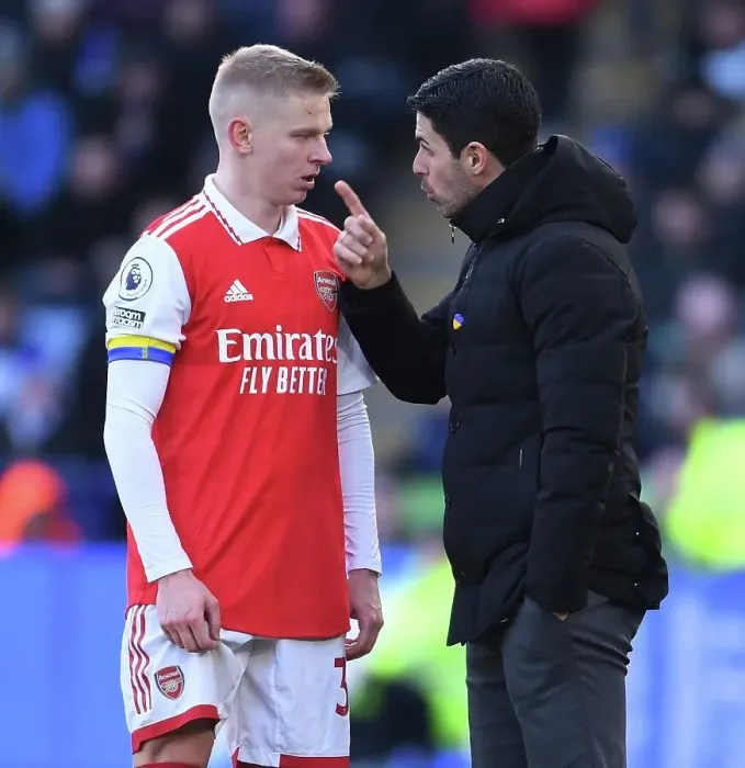 Framed Print : Arsenal's Arteta Consults New Signing Zinchenko on the Sidelines during Leicester Match, 2022-23 Premier League Framed Print : Arsenal's Arteta Consults New Signing Zinchenko on the Sidelines during Leicester Match, 2022-23 Premier League