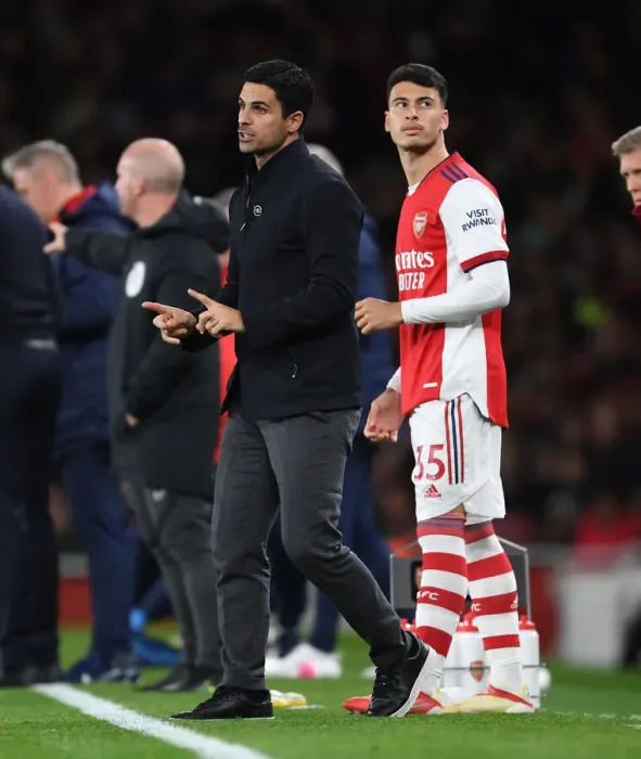 Framed Print : Arsenal's Arteta and Martinelli: Strategizing Before the Battle at Emirates Stadium (Arsenal vs Crystal Palace, 2021-22) Framed Print : Arsenal's Arteta and Martinelli: Strategizing Before the Battle at Emirates Stadium (Arsenal vs Crystal Palace, 2021-22)