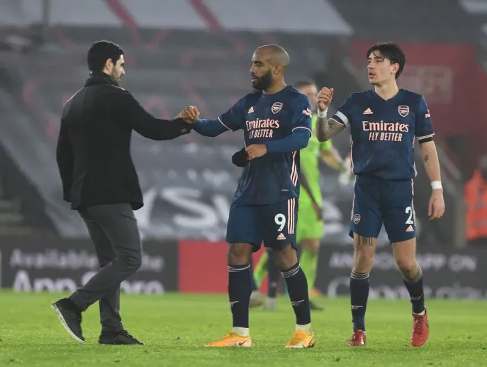 Framed Print : Arsenal's Arteta and Players Celebrate Win Against Southampton Amidst Empty St. Mary's Stadium (2020-21) Framed Print : Arsenal's Arteta and Players Celebrate Win Against Southampton Amidst Empty St. Mary's Stadium (2020-21)