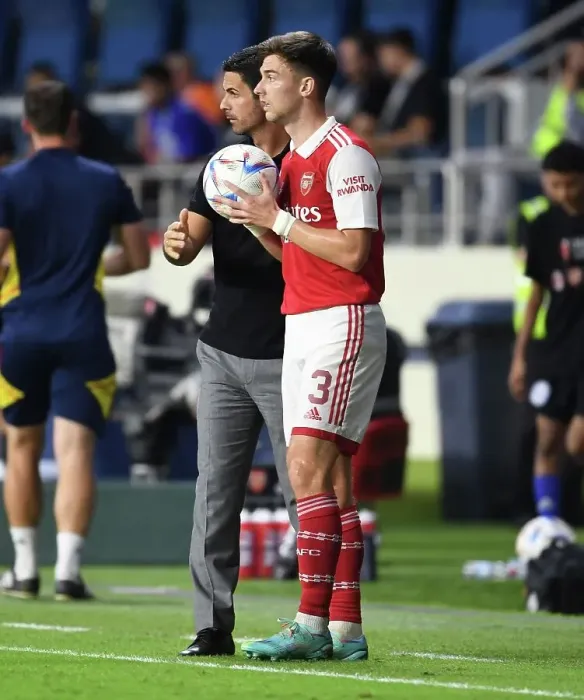 Framed Print : Arsenal's Arteta and Tierney in Action Against AC Milan at the Dubai Super Cup, 2022 Framed Print : Arsenal's Arteta and Tierney in Action Against AC Milan at the Dubai Super Cup, 2022