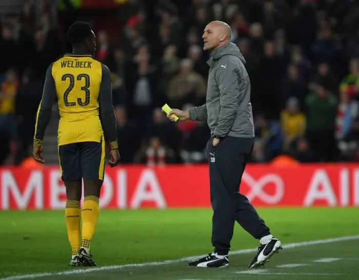 Framed Print : Arsenal's Assistant Manager Bould Motivates Danny Welbeck During Southampton FA Cup Clash Framed Print : Arsenal's Assistant Manager Bould Motivates Danny Welbeck During Southampton FA Cup Clash