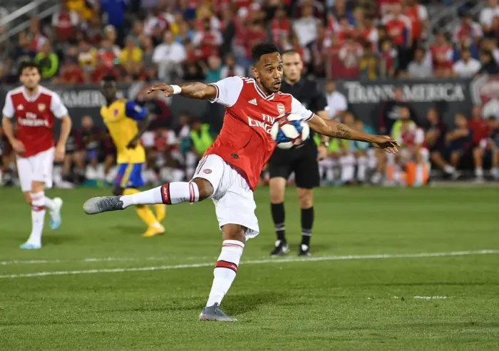 Framed Print : Arsenal's Aubameyang in Action: Colorado Rapids Clash (2019-20)