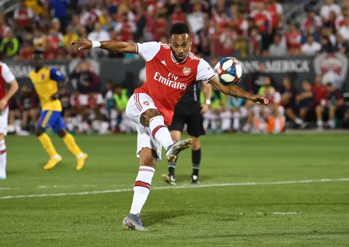 Framed Print : Arsenal's Aubameyang in Action: Colorado Rapids Clash (2019-20) Framed Print : Arsenal's Aubameyang in Action: Colorado Rapids Clash (2019-20)