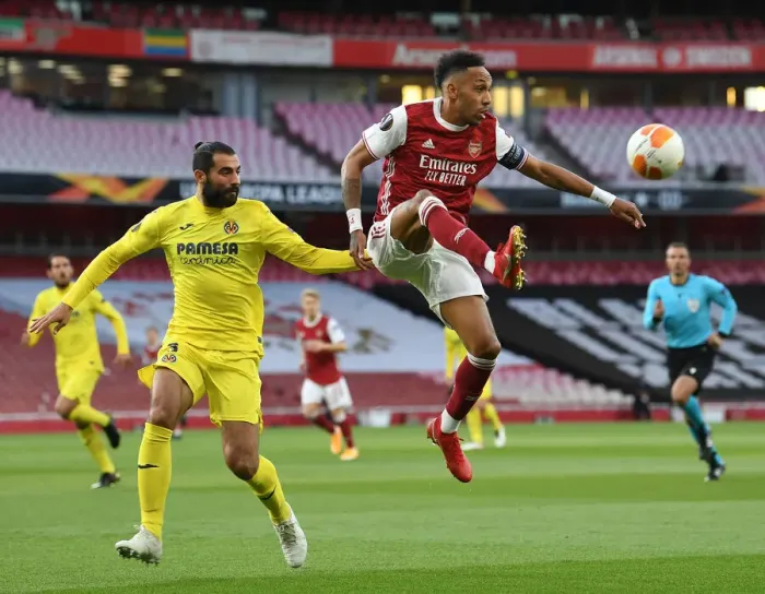 Framed Print : Arsenal's Aubameyang Battles in Empty Europa League Semi-Final vs Villarreal