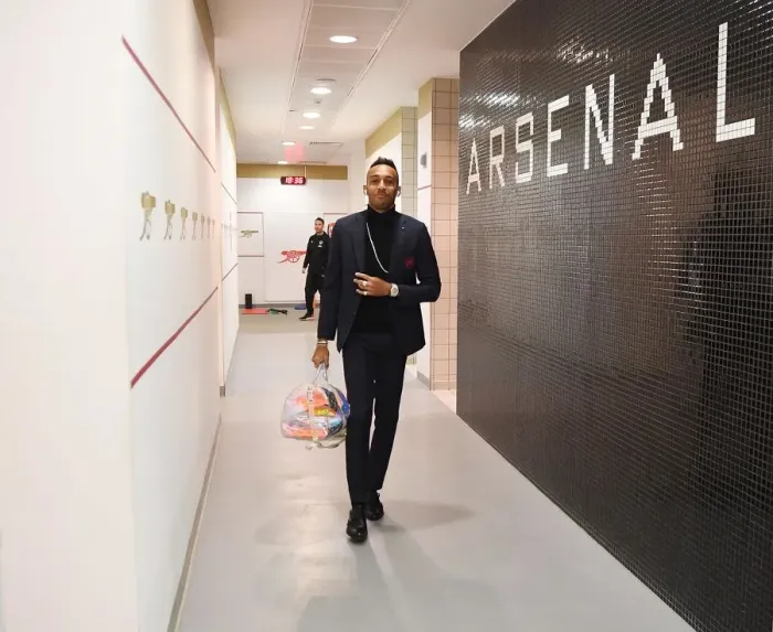 Framed Print : Arsenal's Aubameyang in the Changing Room: Focus and Determination Before Arsenal vs Valencia - UEFA Europa League Semi-Final