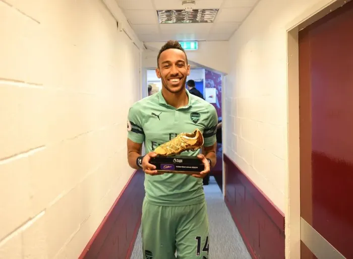 Framed Print : Arsenal's Aubameyang Claims Golden Boot after Securing Victory over Burnley