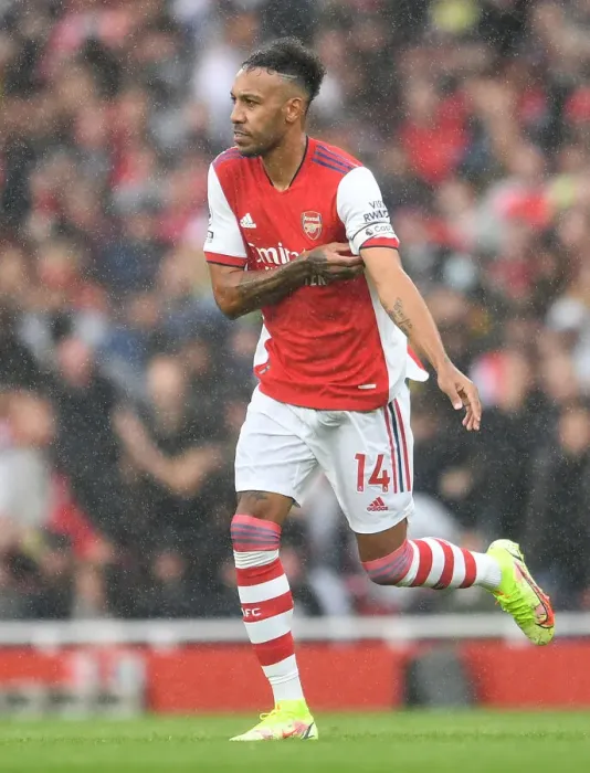 Framed Print : Arsenal's Aubameyang Clashes with Chelsea in Intense 2021-22 Premier League Battle
