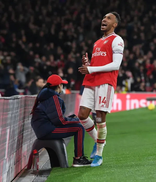 Framed Print : Arsenal's Aubameyang Displays Frustration Against Southampton in Premier League Clash