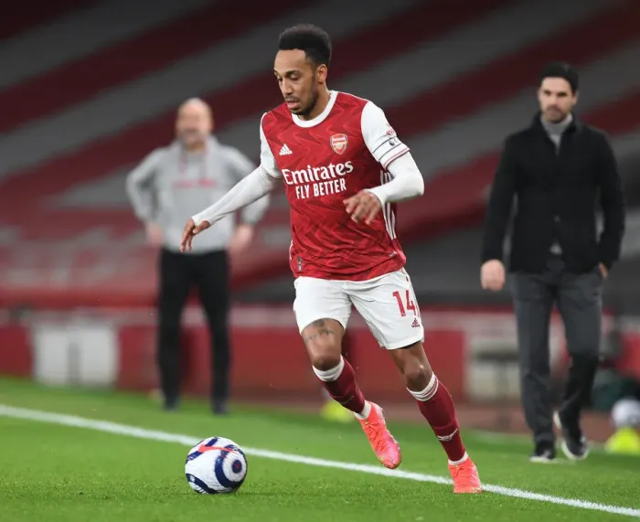 Framed Print : Arsenal's Aubameyang Faces Manchester City in Empty Emirates Stadium - Premier League 2021 Framed Print : Arsenal's Aubameyang Faces Manchester City in Empty Emirates Stadium - Premier League 2021