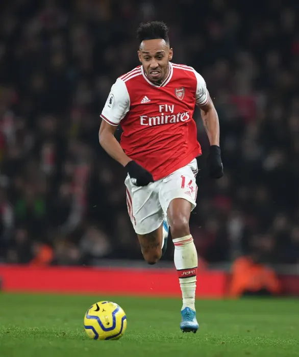 Framed Print : Arsenal's Aubameyang Faces Manchester United in Premier League Showdown