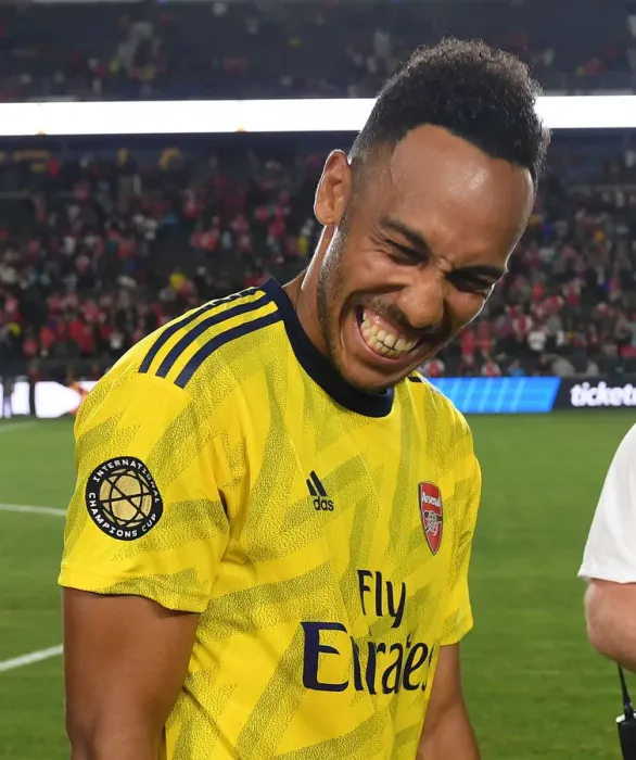 Framed Print : Arsenal's Aubameyang Faces Off Against Bayern Munich in International Champions Cup, LA 2019 Framed Print : Arsenal's Aubameyang Faces Off Against Bayern Munich in International Champions Cup, LA 2019