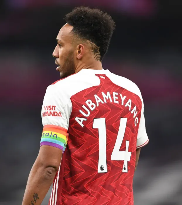 Framed Print : Arsenal's Aubameyang Faces Off Against Tottenham in 2020-21 Premier League Clash Framed Print : Arsenal's Aubameyang Faces Off Against Tottenham in 2020-21 Premier League Clash