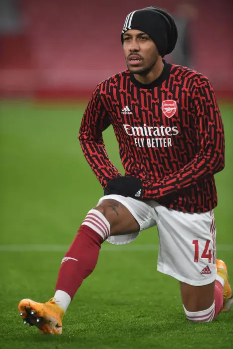 Framed Print : Arsenal's Aubameyang Gears Up: Arsenal v Burnley, Premier League 2020-21 Framed Print : Arsenal's Aubameyang Gears Up: Arsenal v Burnley, Premier League 2020-21