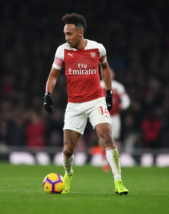 Framed Print : Arsenal's Aubameyang Goes Head-to-Head with Chelsea in Premier League Battle Framed Print : Arsenal's Aubameyang Goes Head-to-Head with Chelsea in Premier League Battle
