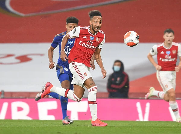 Arsenal's Aubameyang Goes Head-to-Head with Leicester City in Premier League Clash