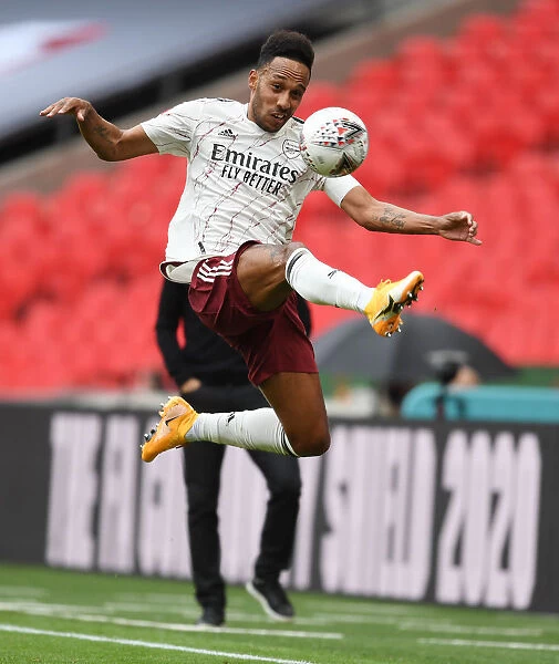Arsenal's Aubameyang Goes Head-to-Head with Liverpool in FA Community Shield Clash