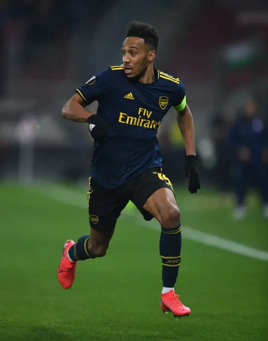 Framed Print : Arsenal's Aubameyang Goes Head-to-Head with Olympiacos in Europa League Showdown Framed Print : Arsenal's Aubameyang Goes Head-to-Head with Olympiacos in Europa League Showdown