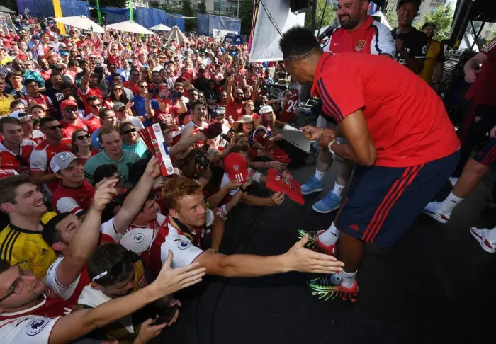 Framed Print : Arsenal's Aubameyang Greets Fans Before Arsenal vs Fiorentina in 2019 International Champions Cup