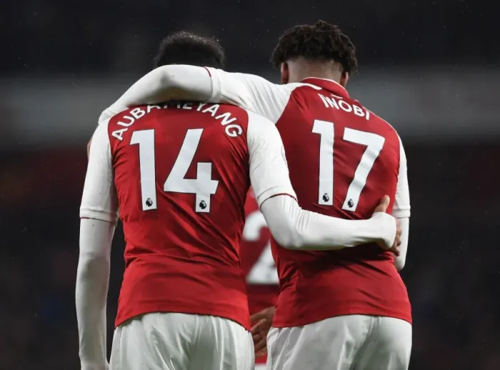 Framed Print : Arsenal's Aubameyang and Iwobi in Action against Everton (2017-18) Framed Print : Arsenal's Aubameyang and Iwobi in Action against Everton (2017-18)