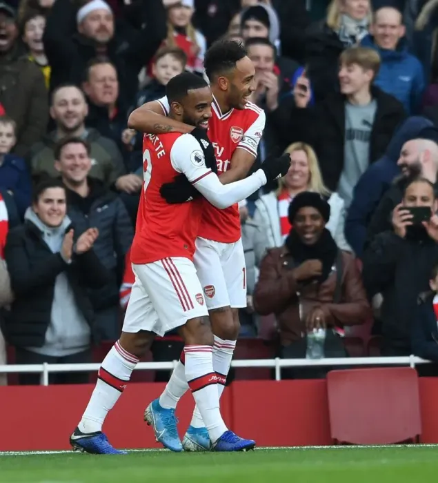 Framed Print : Arsenal's Aubameyang and Lacazette Celebrate Goal Against Chelsea in Premier League Clash