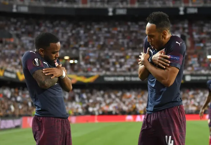 Framed Print : Arsenal's Aubameyang and Lacazette Celebrate Goal in Europa League Semi-Final vs Valencia