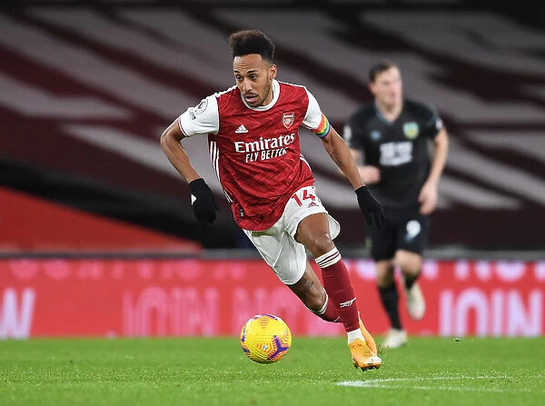 Arsenal's Aubameyang Leads Team to Victory Against Burnley (2020-21 Premier League)